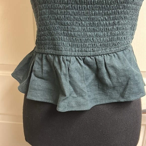 A loves A  Small Deep Teal Ruffle Top, 55% Linen. 45% Rayon, Length 14”,… - Picture 3 of 8